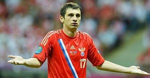 Евро-2012 болельщики устроили потасовку с игроками Сборной России
