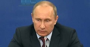 Путин подписал закон о митингах, но не исключил его доработки